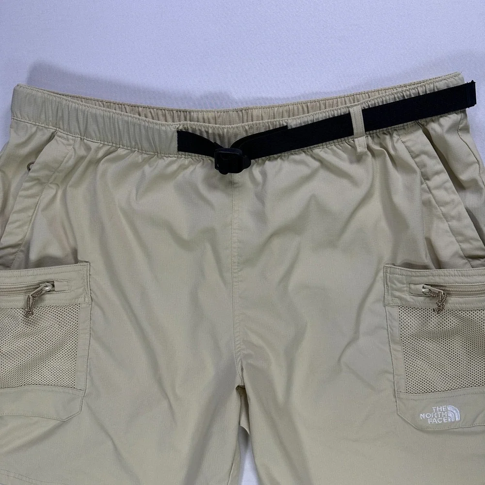 The North Face Shorts Mens XXL Long Beige Belted Cargo Fishing Hiking Ripstop